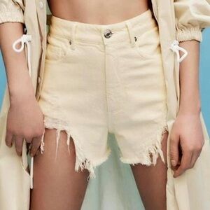 Zara Butter Yellow Distressed Jean Shorts